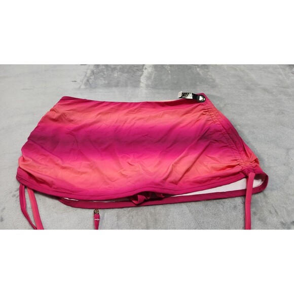 Victoria's Secret Women's Medium Black Essential Ruched Swim Skirt NWT - Picture 2 of 5